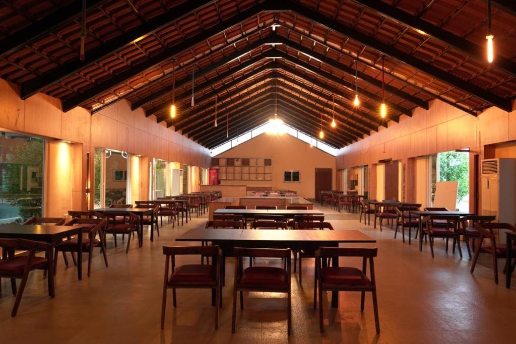 One Resorts & Convention Annavaram Luaran gambar